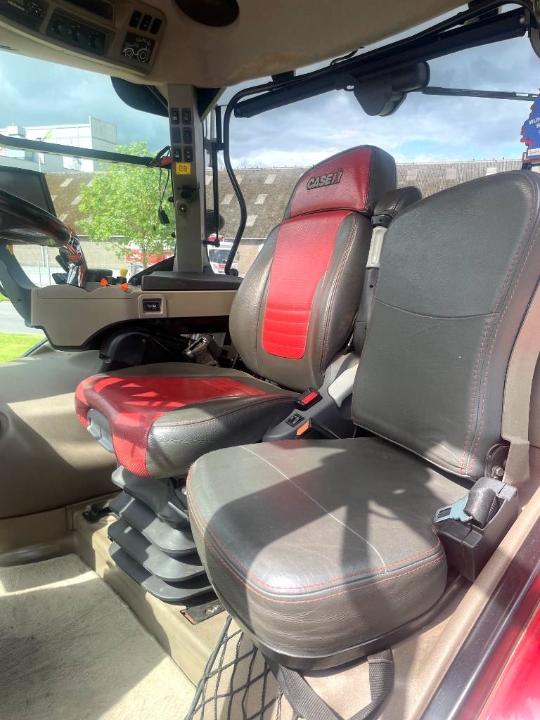 Case IH OPTUM 300 CVX