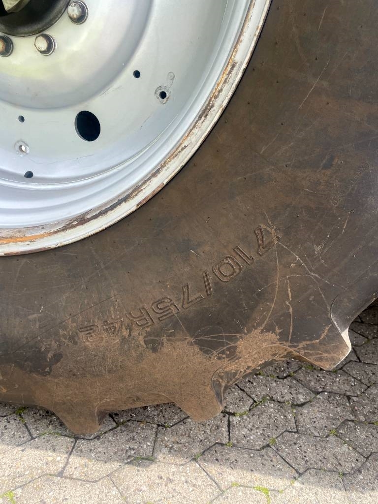 Case IH OPTUM 300 CVX