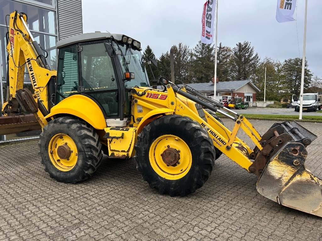 New Holland LB 115 B-4 PS