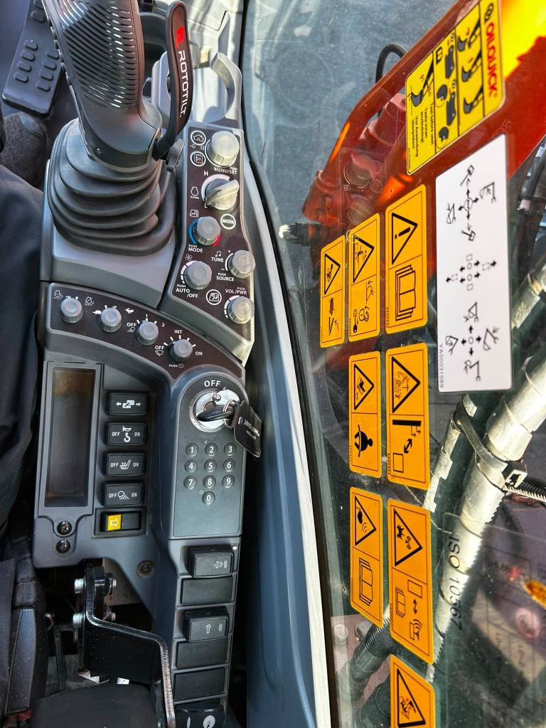 hitachi-zx-225usr-lc-7-3d-roto,cb1d23ce