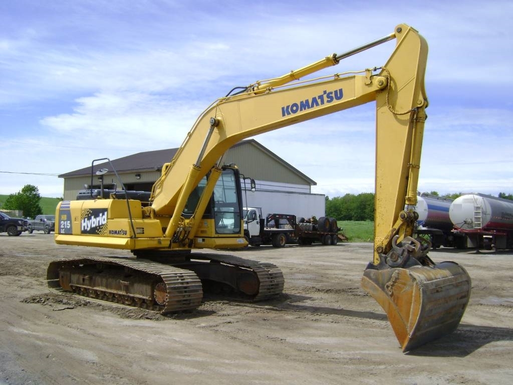 Komatsu HB 215 LC-1