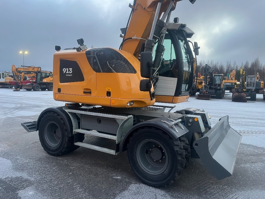 liebherr-913-compact-myyty-sol,04ecbdee