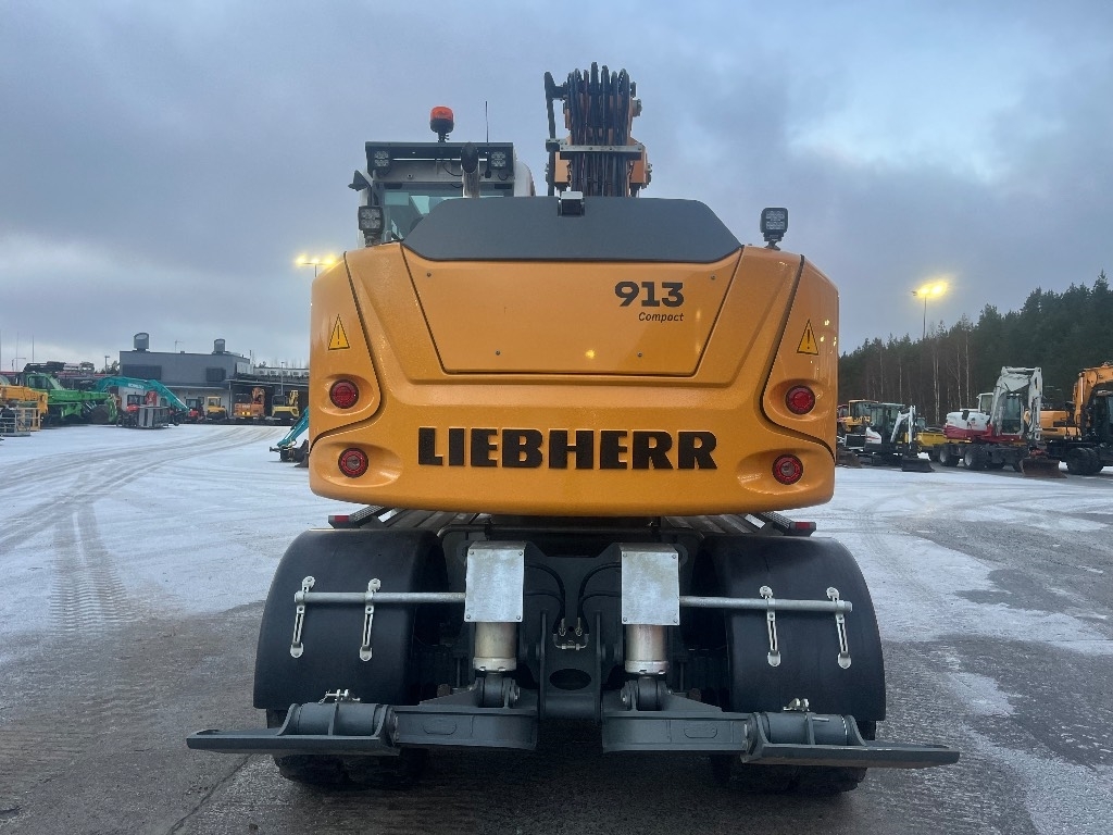 liebherr-913-compact-myyty-sol,f9bed34f