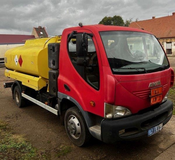 Avia D90 (Cummins motor)