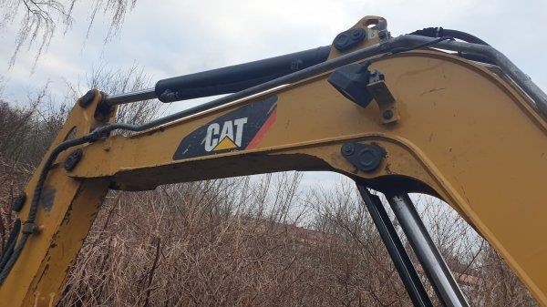 CAT 305 E2
