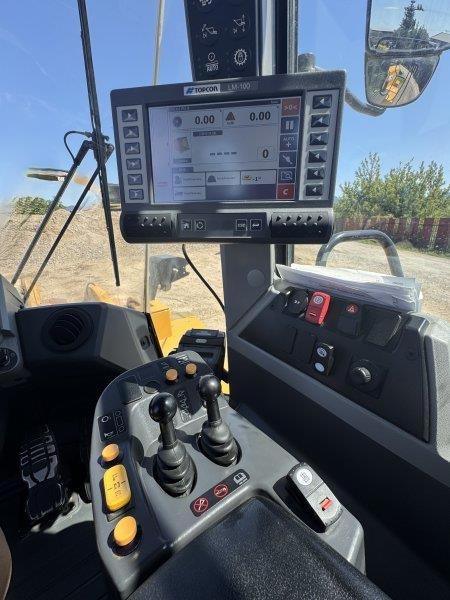 CAT 962 M +Topcon
