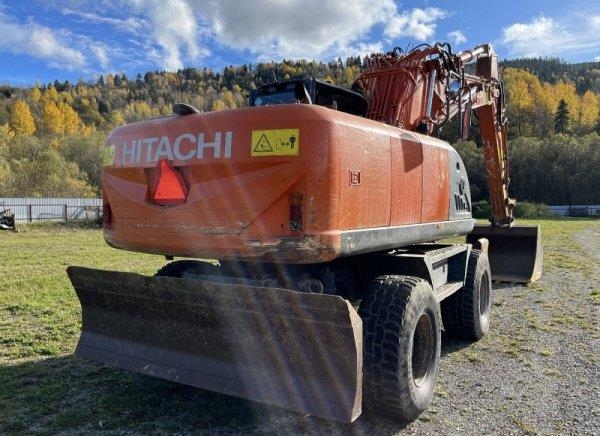 Hitachi ZX 210W-3