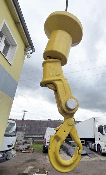 Iveco 50C18 Daily (3.D 16V) Giugiaro + Effer - 3700 2S