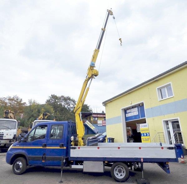 Iveco 50C18 Daily (3.D 16V) Giugiaro + Effer - 3700 2S