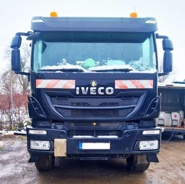 Iveco Trakker 450