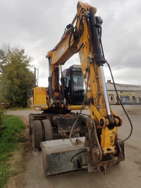 JCB JS 160 W