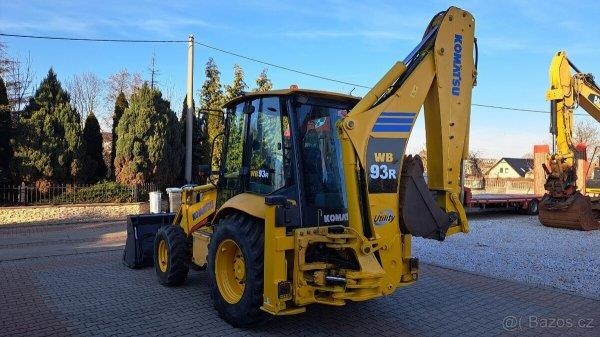 Komatsu WB 93 R