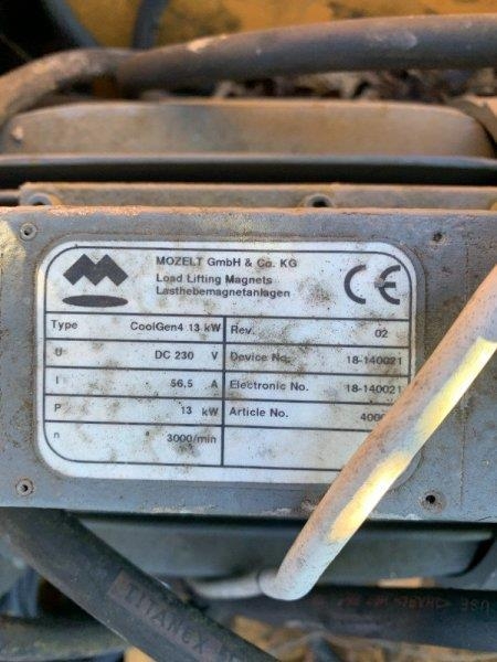 Liebherr A 932 Litronic