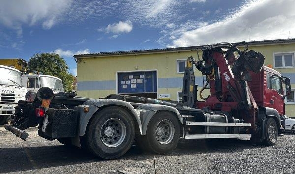 MAN TGS 26.400 + LIV 120Z +Unilift TA20