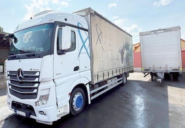 Mercedes-Benz Actros 1842 LNR (963) +SVAN -CHT 101 00V2