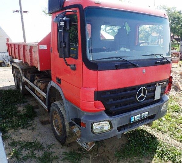 Mercedes-Benz Actros 3336