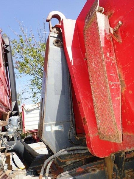 Mercedes-Benz Actros 3336