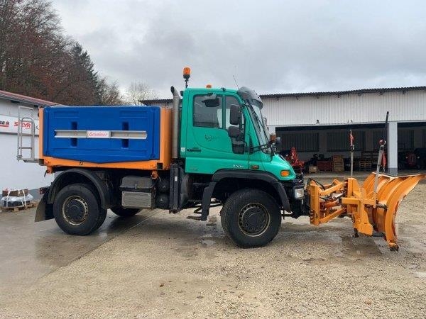 Mercedes-Benz Benz Unimog U 500