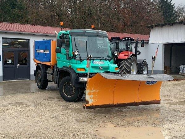 Mercedes-Benz Benz Unimog U 500