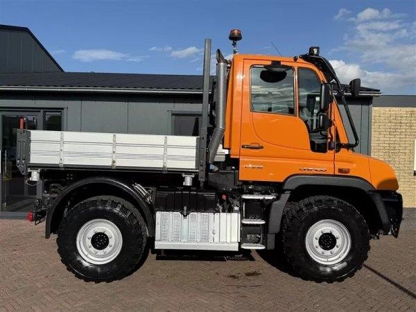 Mercedes-Benz Benz Unimog U218