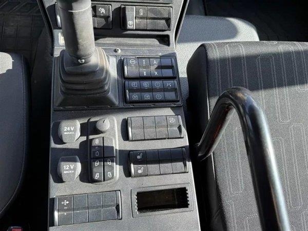 Mercedes-Benz Benz Unimog U218