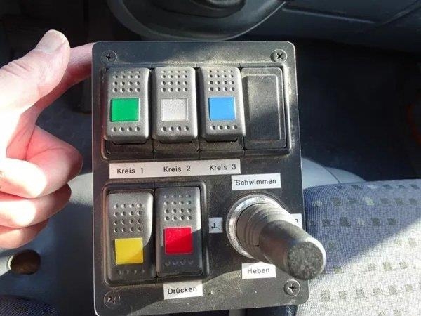 Mitsubishi Pfau Rexter A6500