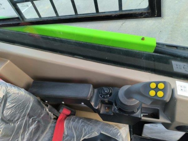 [Other] _JINÉ (CZ) Kovaco - Elise 900