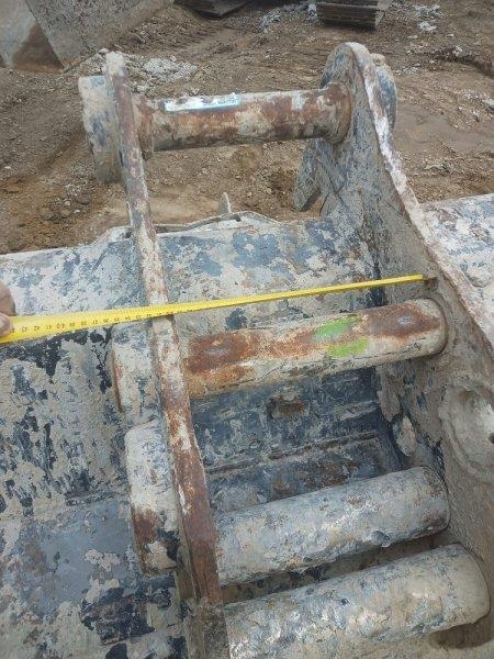 [Other] _JINÉ Strickland/Rhinox