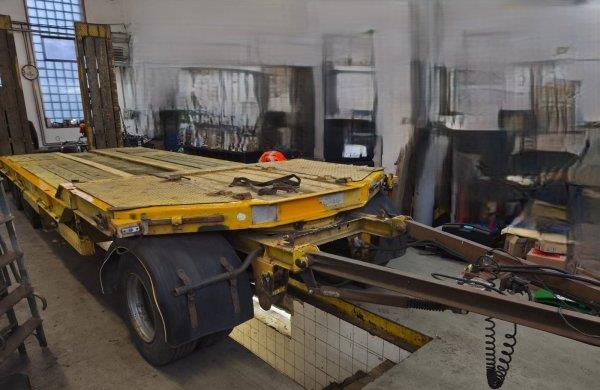 Schwarzmüller TU 30/100