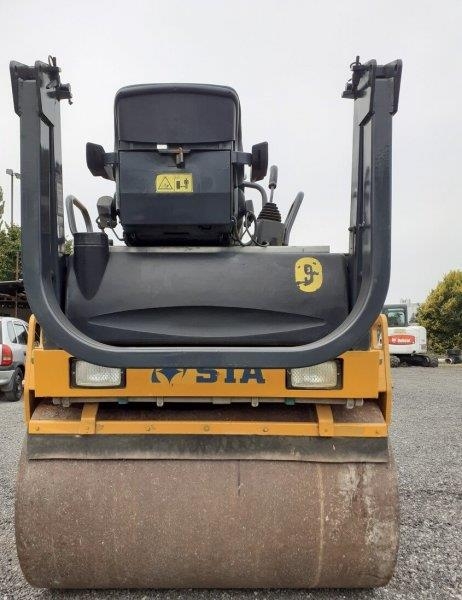 Stavostroj / AMMANN VH 350