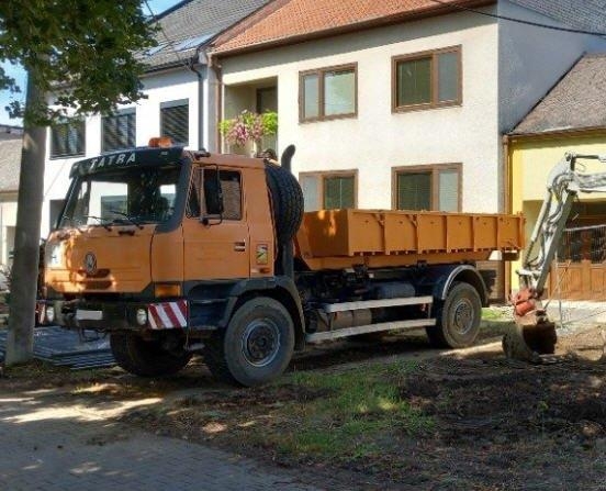 Tatra 815