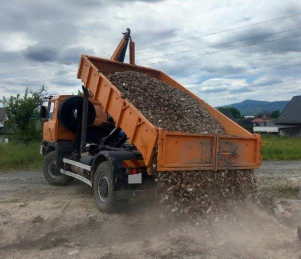 Tatra 815