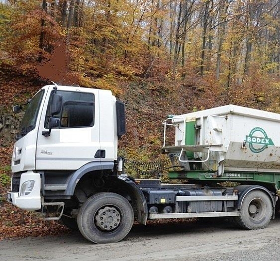 Tatra T158 Phoenix (8P6R23) / DAF motor PACCAR MX11