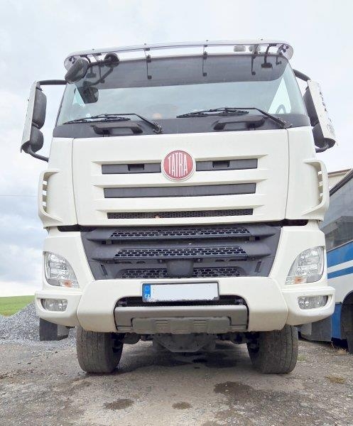 Tatra T158 Phoenix (+ DAF)