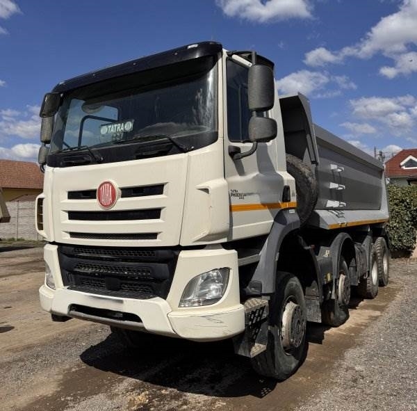 Tatra T158 Phoenix (DAF) +VS Mont