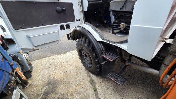 Unimog 427.11 / Mercedes +Atlas -AK100.1 A2