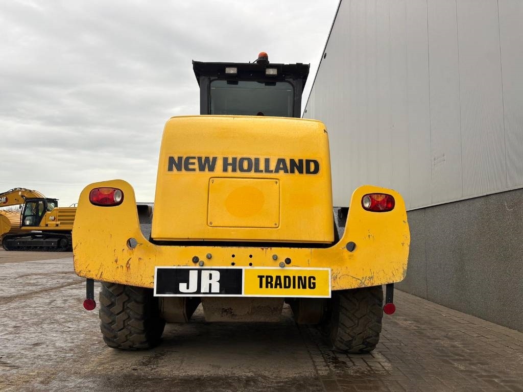 New Holland F 106.6 A