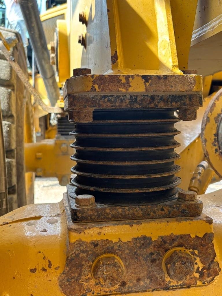 CAT 730 C2 (Tailgate)