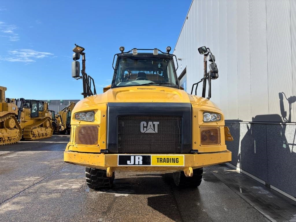 CAT 730 C2 (Tailgate)