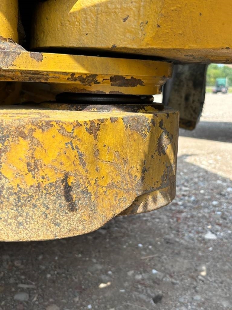 CAT 730 C2 (Tailgate)