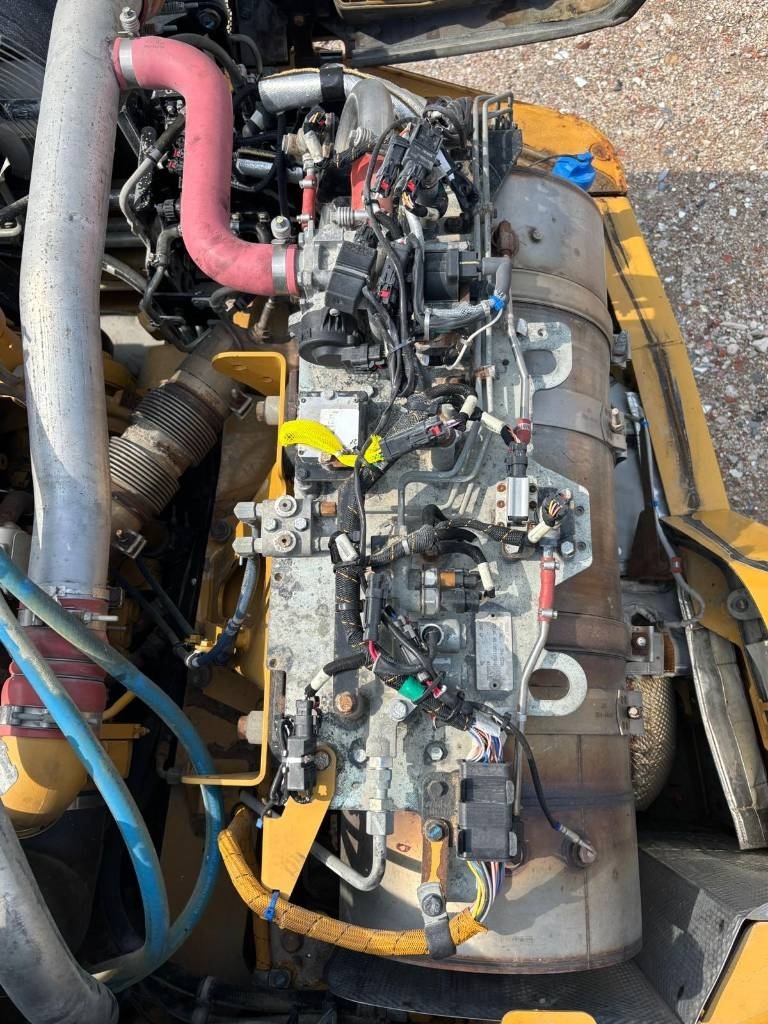 CAT 730 C2 (Tailgate)