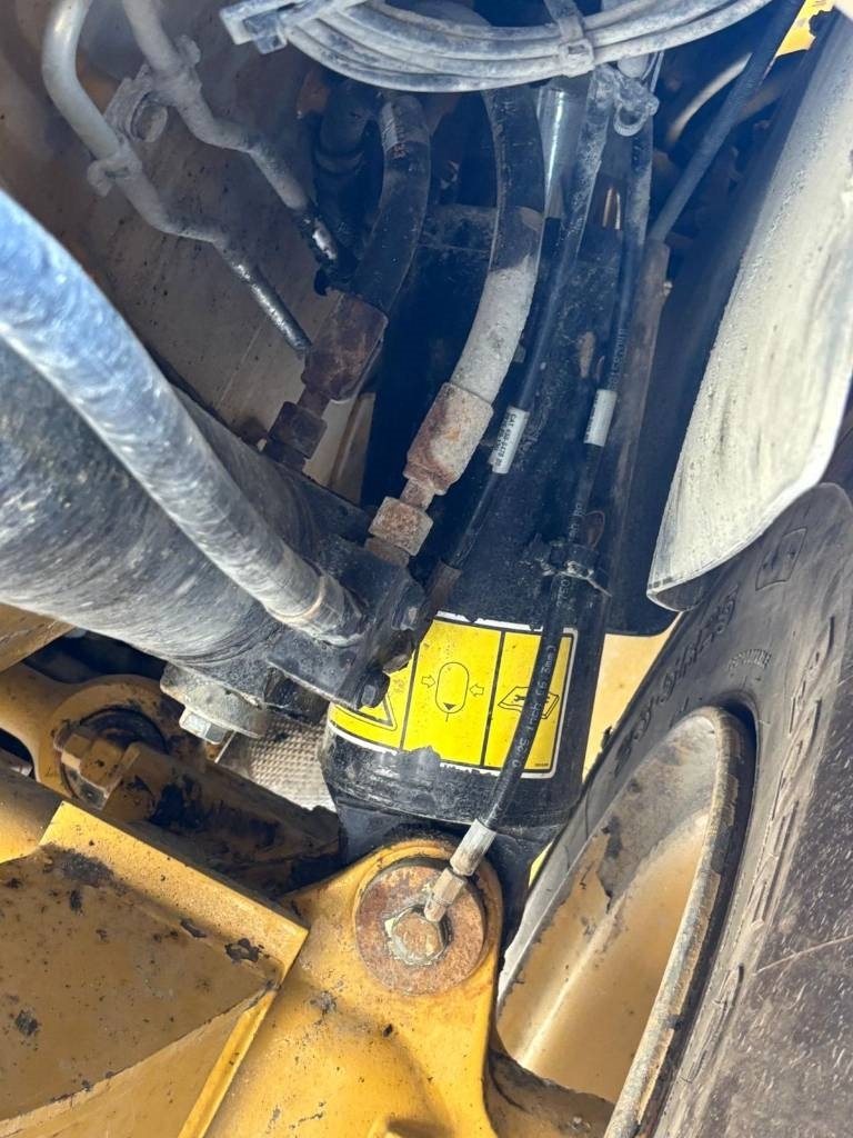 CAT 730 C2 (Tailgate)