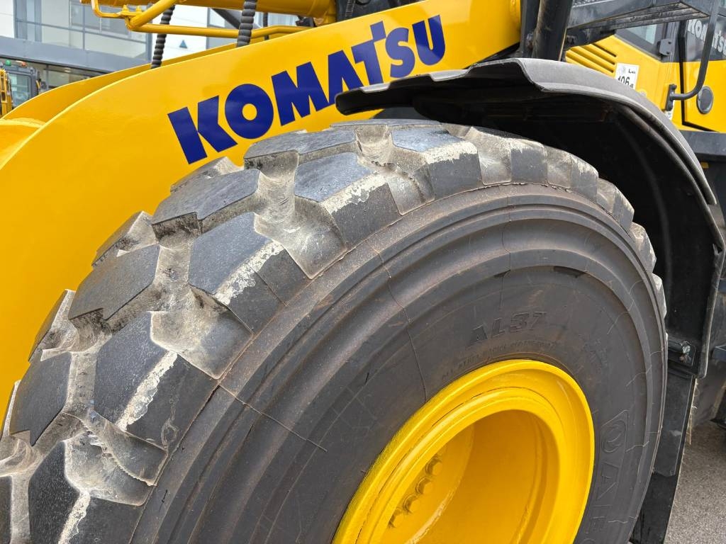 Komatsu WA380-8