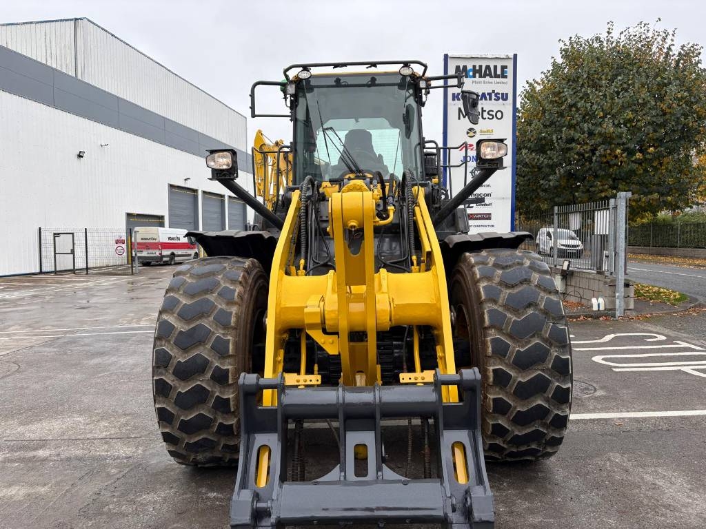 Komatsu WA380-8
