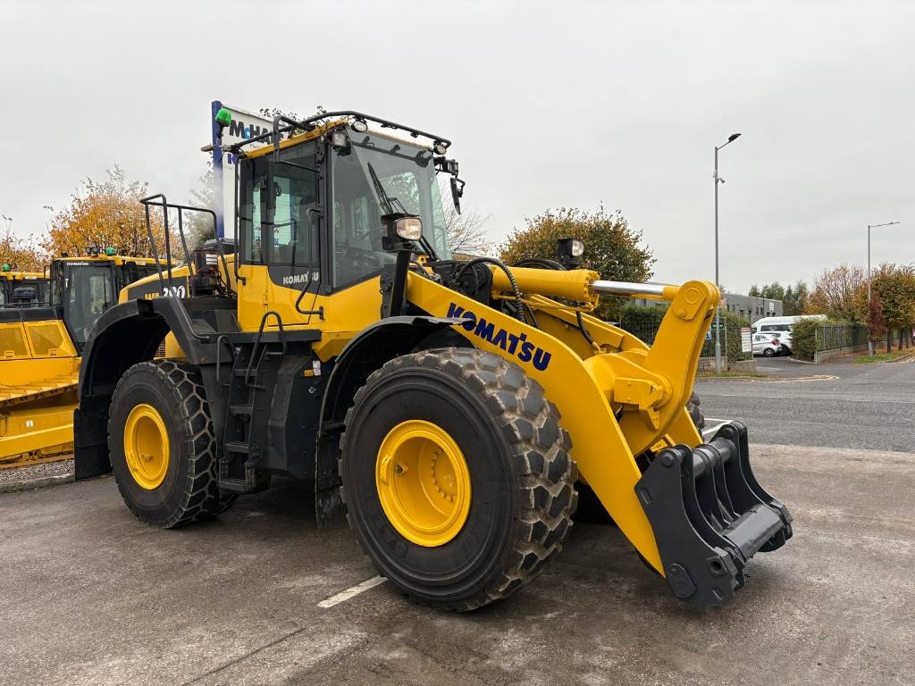 Komatsu WA380-8