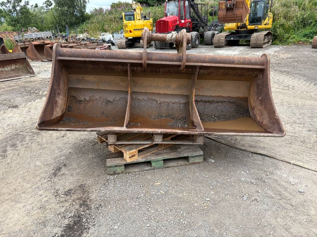 Attachment Sales Bucket