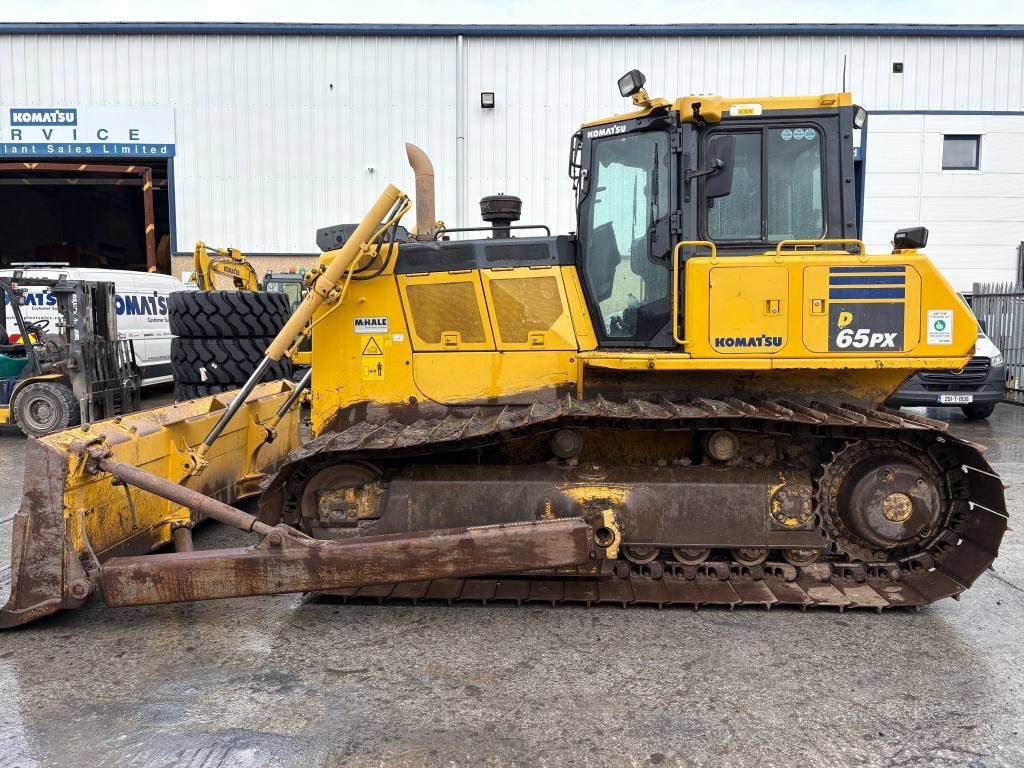 Komatsu D65PX-18