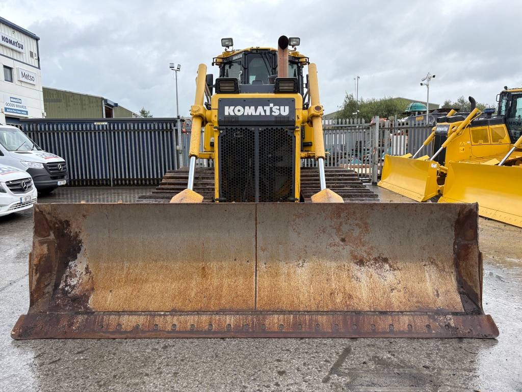 Komatsu D65PX-18