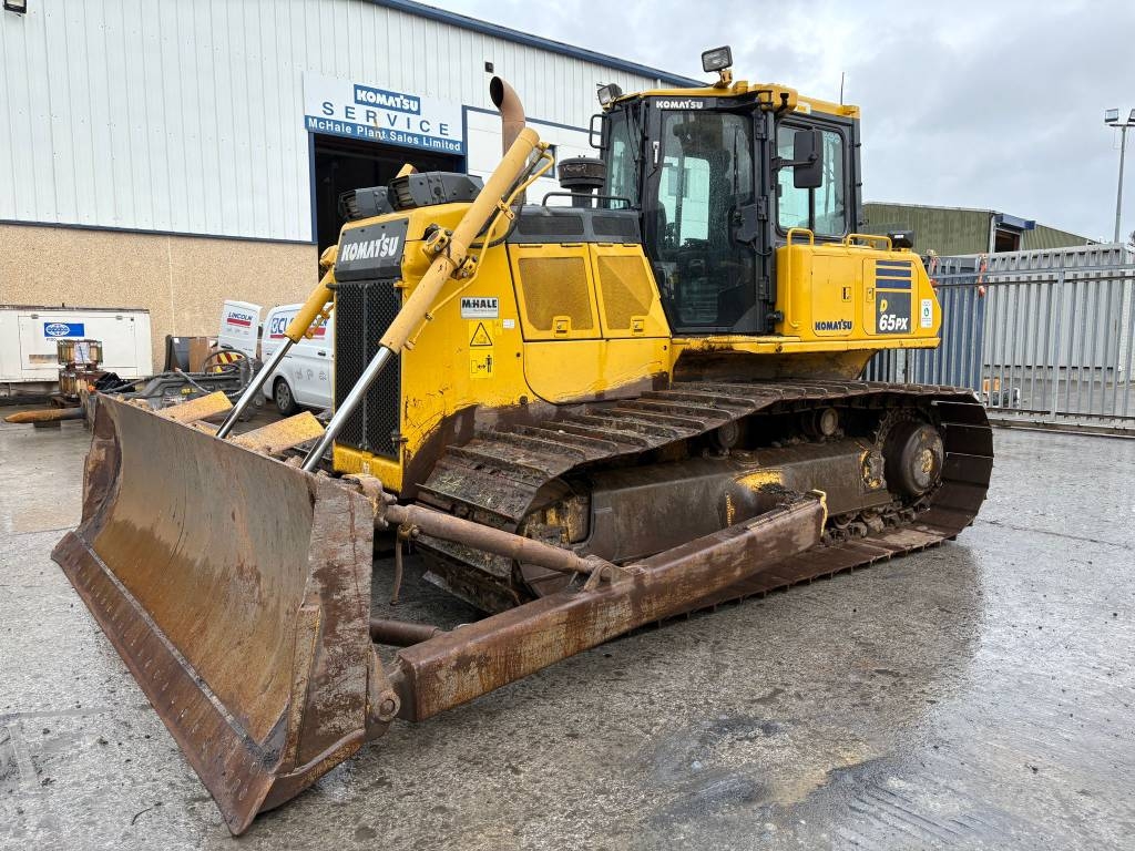 Komatsu D65PX-18