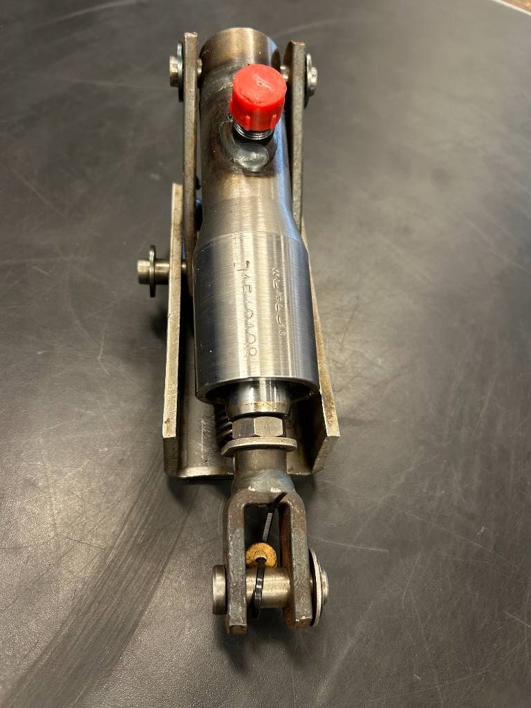CNH Bremsecylinder